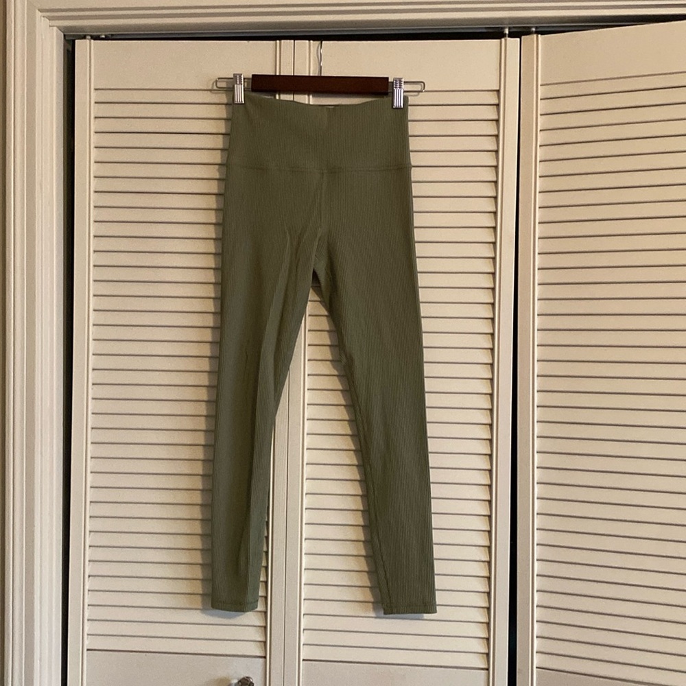 Athleta Elation Rib Tight Eucalyptus Olive Size S